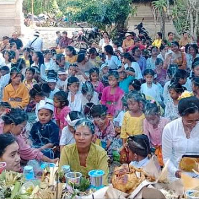 Pembimas Hindu menghadiri Pawintenan Saraswati Siswa Pasraman Formal