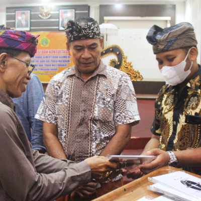 Temui Umat Hindu di Lombok, Dirjen Duija Ajak Umat Hindu Kolaborasi Sukseskan Program Keumatan