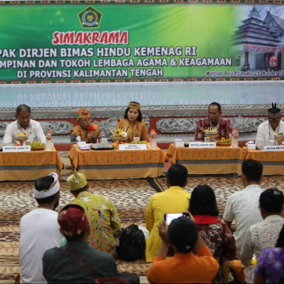 Dirjen Bimas Hindu Menjawab dan Serap Aspirasi Umat Hindu Kalimantan Tengah