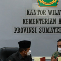 Penandatangan MoU dengan Kakanwil Kemenag Provinsi Sumatera Utara