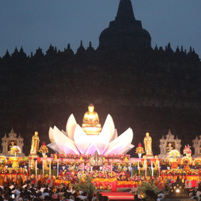 Puncak Waisak, Wamenag: Kesadaran Keberagaman  Harus Jadi Mindset Umat Buddha untuk Persatuan