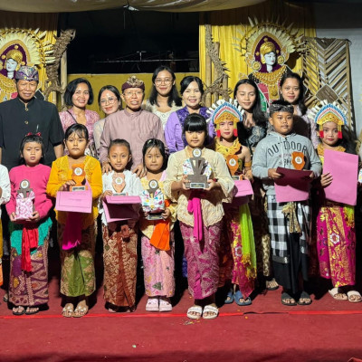 Hadiri Gurukula Arts Festival, Prof. Duija: Kembangkan! Penting untuk Pembangunan Karakter Anak Hindu