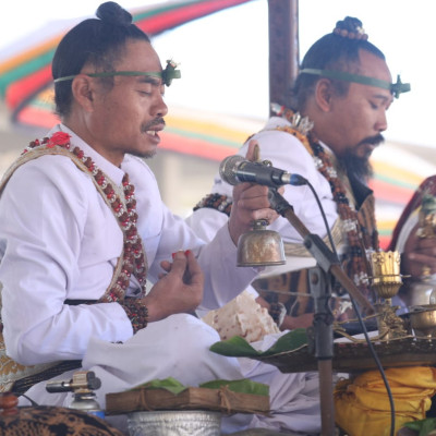 Upacara Pawedalan Pura Luhur Poten Bromo dan Yadnya Kasada 2024 Sarat Makna Spiritual dan Ekologis