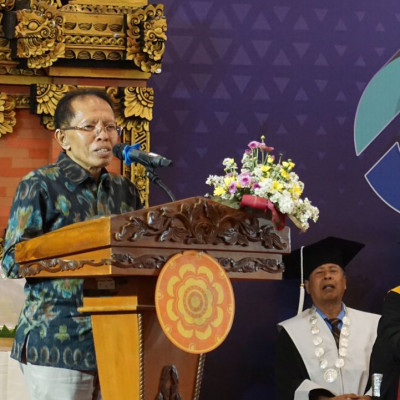 Dies Natalis Ke-61 Dihadiri Mahfud MD, Wisuda UNHI Luluskan 398 Sarjana, Magister dan Doktor