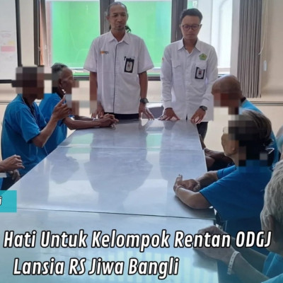 Penyuluh Agama Hindu, Islam dan Kristen Kemenag Kabupaten Bangli Beri Bimbingan Rohani ODGJ Lansia