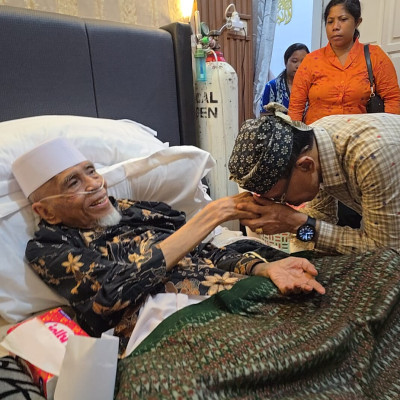 Kunjungan Silaturahmi di Lombok Tengah: Dirjen Bimas Hindu dan TGH. Muhammad Turmuzdi Perkuat Semangat Toleransi dan Kebersamaan