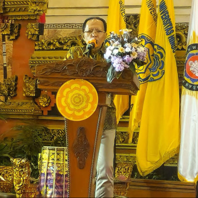 Lepas 292 Lulusan, UNHI Siapkan Generasi Cendekia Berbasis Dharma untuk Indonesia Maju