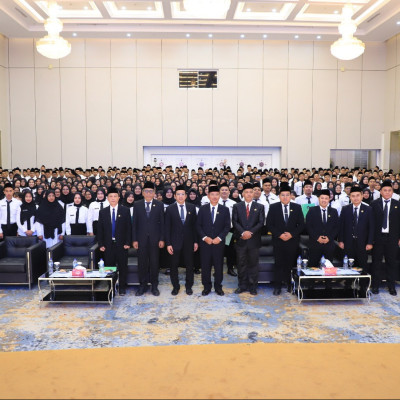 Pecahkan Rekor! Kemenag Serahkan 17.221 SK CPNS, Jadi Angkatan Terbesar dalam Sejarah
