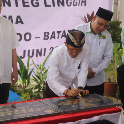 Dirjen Bimas Hindu Resmikan Pura Satya Dharma di kawasan Batamindo Batam