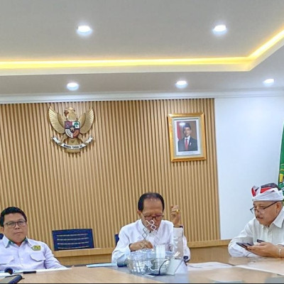 Dirjen Bimas Hindu Melaksanakan Rapat Internal Sebagai Ajang Evaluasi dan Penguatan Program Asta Protas di Ditjen Bimas Hindu, Sekaligus Persiapan Menyambut Kemerdekaan