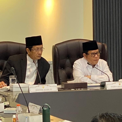 Menag Gelar Breakfast Meeting: Dirjen Bimas Hindu Paparkan Capaian, Menag Tekankan Moderasi dan Mitigasi Risiko di Rumah Ibadah