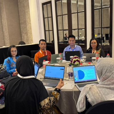 Nilai Hindu Menembus Dunia: Dosen UHN Sugriwa Angkat Konsep Tri Hita Karana di Konferensi Internasional ICIEED 2025