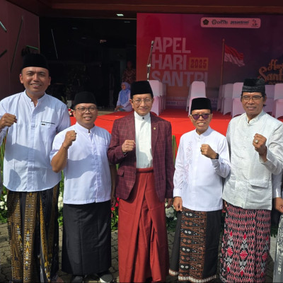 Ditjen Bimas Hindu Teguhkan Moderasi Beragama Lewat Partisipasi dalam Memperingati Hari Santri Nasional 2025