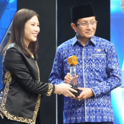 Menteri Agama Nasaruddin Umar Raih Anugerah Penggerak Nusantara 2025 Bidang Harmoni dan Ekoteologi