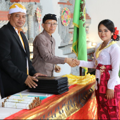 Widyalaya becoming the Foundation of Religious Moderation for Hindus in Indonesia