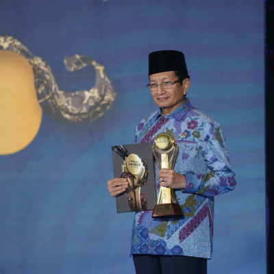 Jadi Ikon Kerukunan Nasional, Menag Raih Penghargaan di detikcom Awards