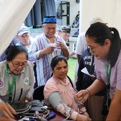 Hadir di Tengah Umat, Ditjen Bimas Hindu  Fasilitasi Cek Kesehatan Gratis Saat Perayaan Tumpek Uye di Pura Parahyangan Agung Jagatkartta 
