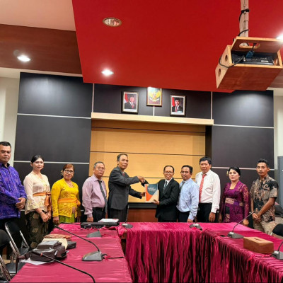 Dari Kampus untuk Umat dan Bangsa: Refleksi Nilai Pengabdian dalam Wisuda dan Dies Natalis IAHN Gde Pudja Mataram
