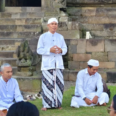 Persembahyangan Purwani Tilem di Candi Ijo Dorong Penguatan Fungsi Candi sebagai Pusat Spiritual Hindu
