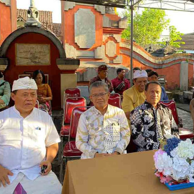 Maknai Filosofi Nggendong Mikul, Umat Hindu dan Penyuluh Agama Gelar Doa Syukur Hari Jadi ke-110 Kabupaten Sleman