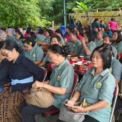 Belajar dari Tembang Asmorondono: Cara Perempuan Hindu DIY Merajut Kehangatan Rumah Tangga