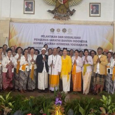 Lebih dari Sekadar Merangkai Janur: Sarathi Banten DIY Diajak Selami Jiwa dan Makna Upakara