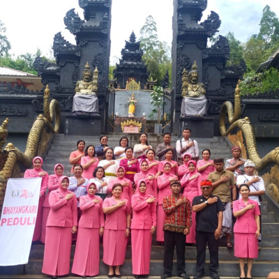 Bhayangkari Polda Maluku Perkuat Kerukunan Umat Beragama Bersama Umat Hindu