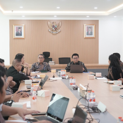 Evaluasi Triwulan II Perkuat Disiplin Pelaporan dan Strategi Capaian Kinerja di Tengah Efisiensi Anggaran