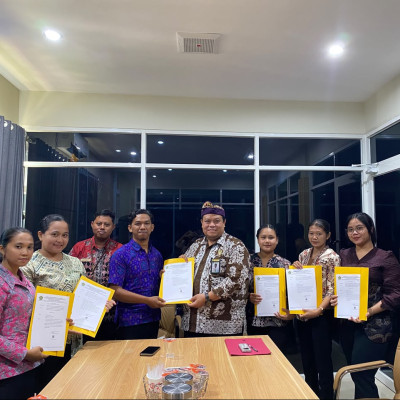 Guru Agama Hindu Non-ASN Terima Surat Tugas, Siap Tingkatkan Mutu Pendidikan di Tahun Ajaran Baru