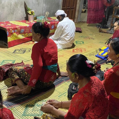 Gahrani : Empowering Hindu Women as Pillars of Family and Society