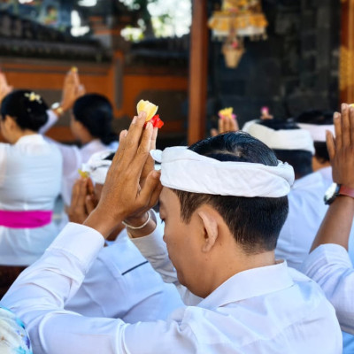 Harmoni Berawal dari Setiap Kata: Pesan Rahina Tilem bagi Umat Hindu