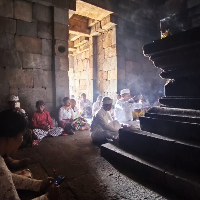 Purwaning Tilem, Tradisi Malam Suci Dewa Siwa di Candi Ijo