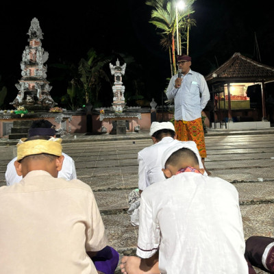 Tilem, Saat Membersihkan Kegelapan Batin: Umat Hindu di Sorong Diajak Kendalikan Sad Ripu