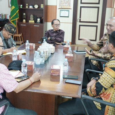 Pasraman Menata Arah Baru Pendidikan Hindu Melalui Tata Kelola yang Lebih Baik