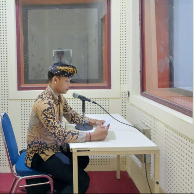 Tri Hita Karana Jadi Kunci Membangun Kehidupan Harmonis, Penyuluh Hindu Kemenag Kota Ambon Sampaikan Pesan Dharma Lewat RRI