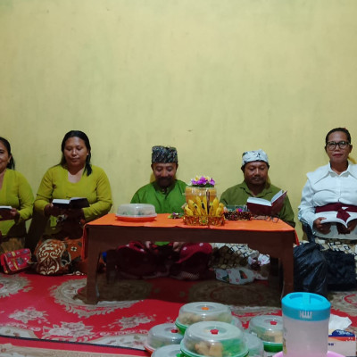 Rawat Kedamaian di Era Digital, Kelompok Pesantian Tiyuh Mulya Jadi Jadikan Bhagawadgita Kompas Kehidupan