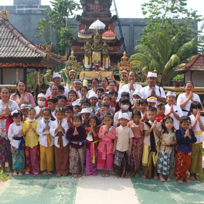 Tak Sekadar Kenalkan Sekolah, Upanayana Jadi MPLS Rohani bagi Siswa Widyalaya Hindu