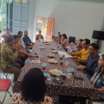 Laksanakan Visitasi Yayasan Linggayoni Amrta Bhumi, Perkuat Tata Kelola Lembaga Keagamaan Hindu