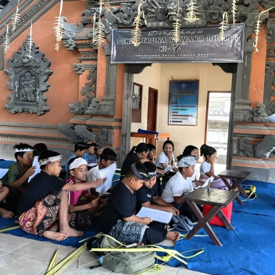 Tanamkan Sradha Sejak Dini, Siswa Pasraman Desa Adat Tista Dibekali Pemahaman Doa Harian