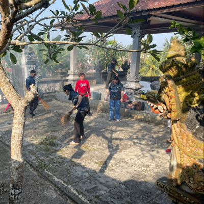 Green Dharma Bukan Sekadar Seremonial, Bersih-Bersih Pura Perlu Jadi Kebiasaan Rutin Umat
