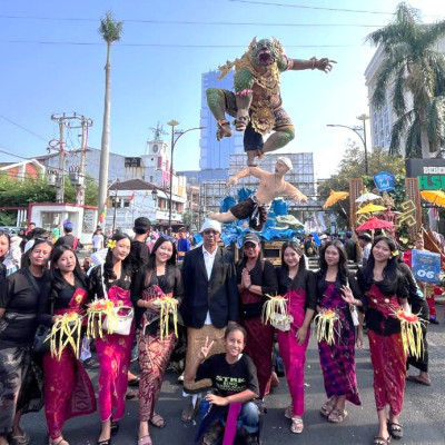 Padukan Seni Tradisi dan Ekoteologi, Teruna-Teruni Bali Koga Pukau Publik Lampung