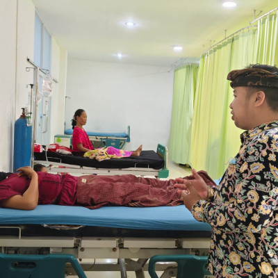 Hadirkan Layanan Inklusif, Penyuluh Kemenag Mamuju Bimbing Spiritual Pasien Hindu RSUD Provinsi Sulawesi Barat