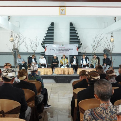 Kunker ke Bromo, Komisi VIII DPR RI dan Kemenag Kawal Legalitas Pura Poten hingga Bantuan Rp100 Juta Umat Tengger