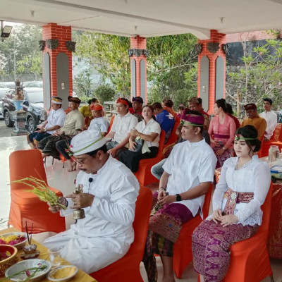 Teguhkan Komitmen Berlandaskan Dharma, Pembimas Hindu Kemenag Babel Pimpin Upacara Suddhi Wadani di Pangkalpinang