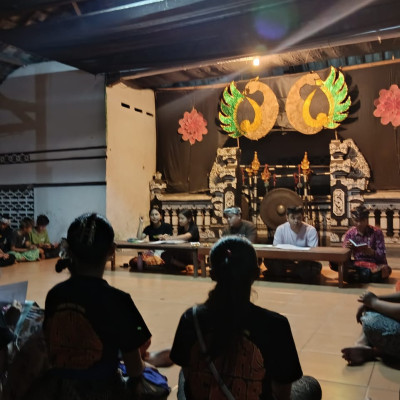 Selaras Asta Protas Kemenag RI, Penyuluh Karangasem Tanamkan Nilai Cinta Kemanusiaan dan Satwa Lewat Tumpek Kandang
