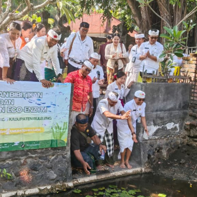 Tanam Pohon dan Tebar Ratusan Benih Ikan, Dharma Sadhana 13 Dorong Kepedulian Lingkungan