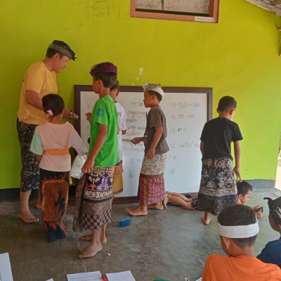 Rawat Khazanah Hindu Nusantara di Tanah Perantauan, Literasi Aksara Kawi Diperkenalkan di Pesisir Barat