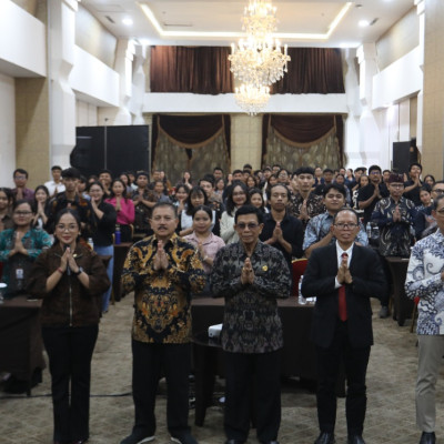 Tekan Angka Perceraian, Ditjen Bimas Hindu Bekali Ratusan Pemuda Melalui Seminar Pranikah di Bogor