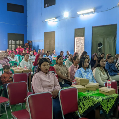 Wujudkan Tumbuh Kembang Anak Holistik, Bimas Hindu Karanganyar Gelar Parenting Class Terintegrasi Kesehatan dan Pendidikan