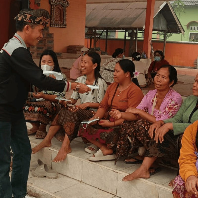 Dukung Kelancaran Piodalan Pura Jagatnatha, Bimas Hindu Salurkan Fasilitasi Logistik dan Layanan Kesehatan